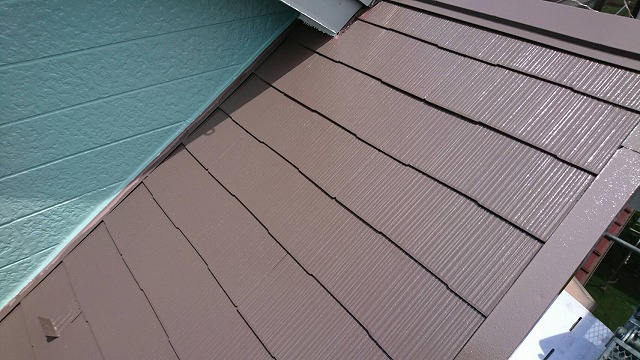 屋根塗装上塗り