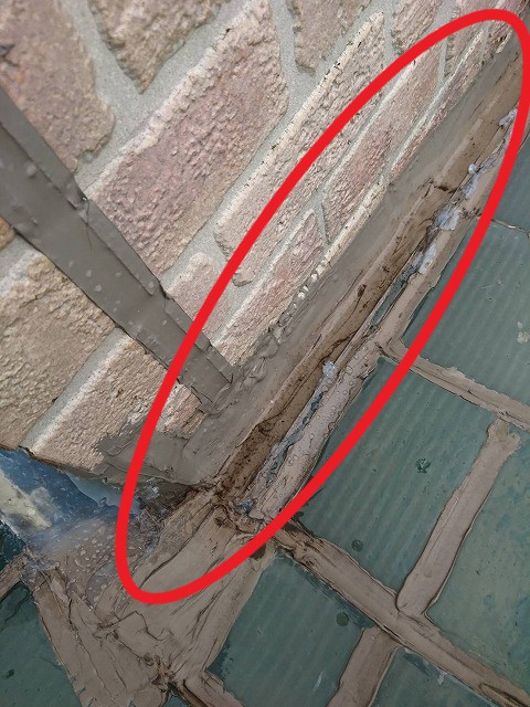 煙突部分コーキング