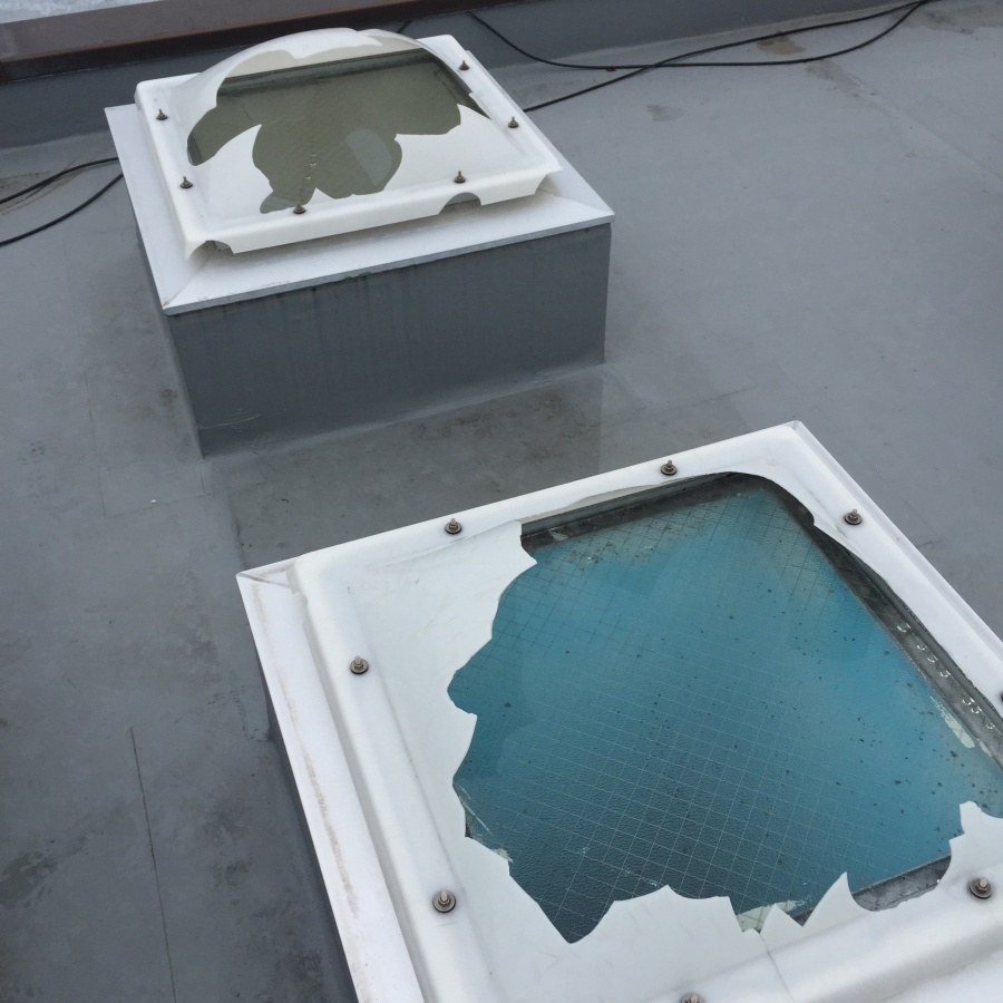 トップライト割れ