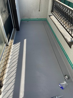 FRPトップ塗装完了