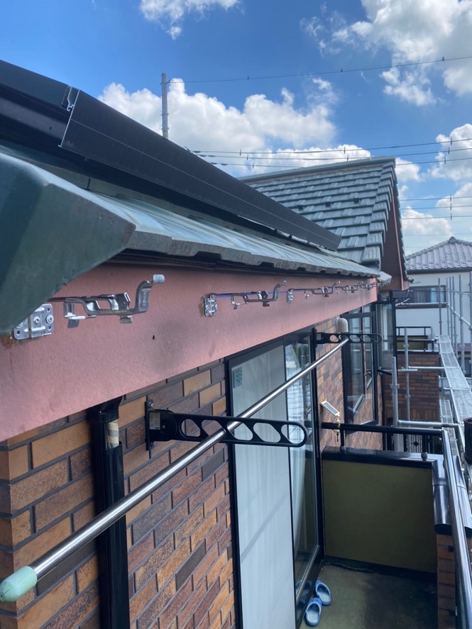 雨樋金具取り付け