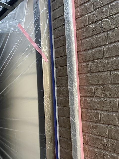 ガラスにもビニール張り