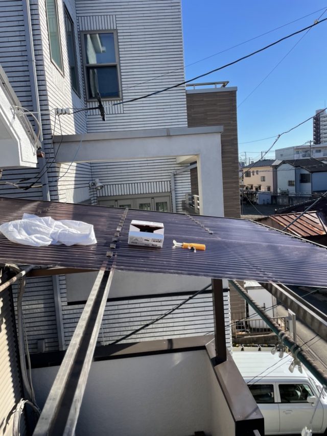 波板・ポリカ取り付け