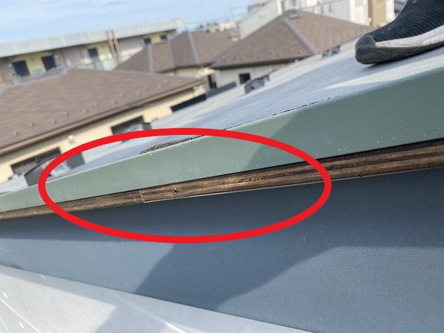 野地板の横に釘止め