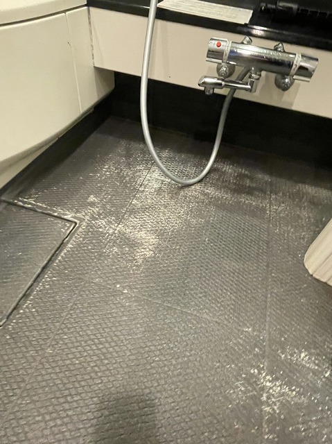 ユニットバス床塗装はげ