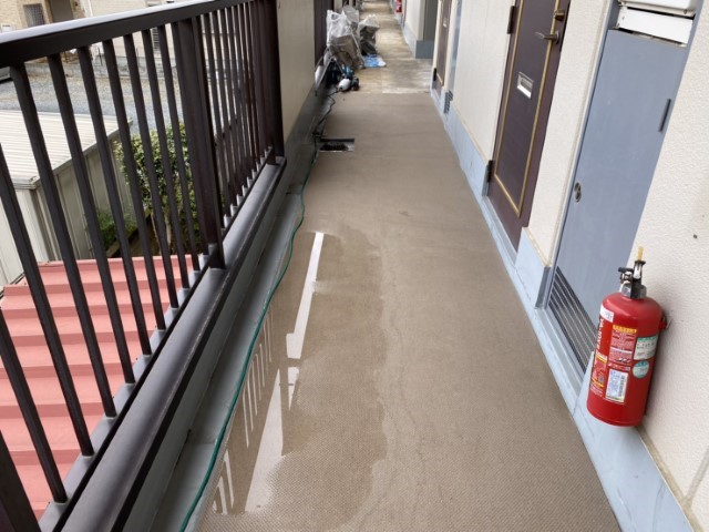 長尺シート水たまり