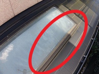 天窓雨漏り原因