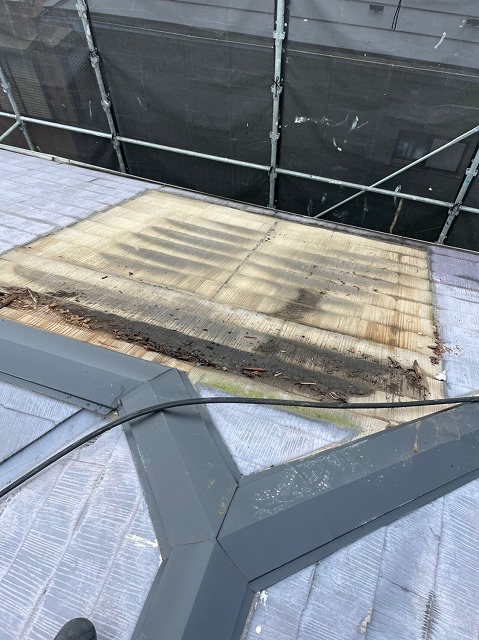 ソーラー温水器撤去後屋根