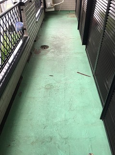 防水シート浮き