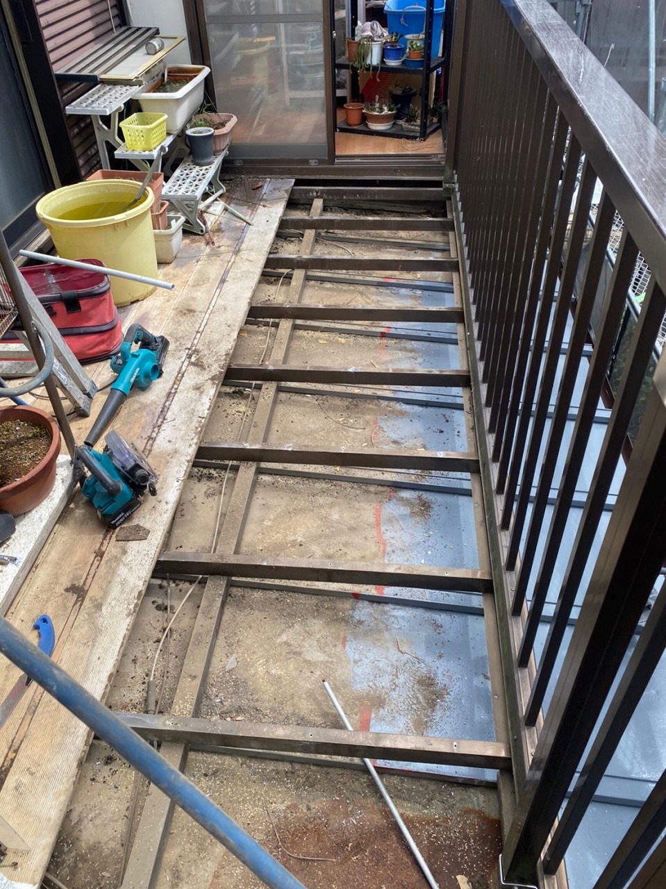 ベランダデッキ