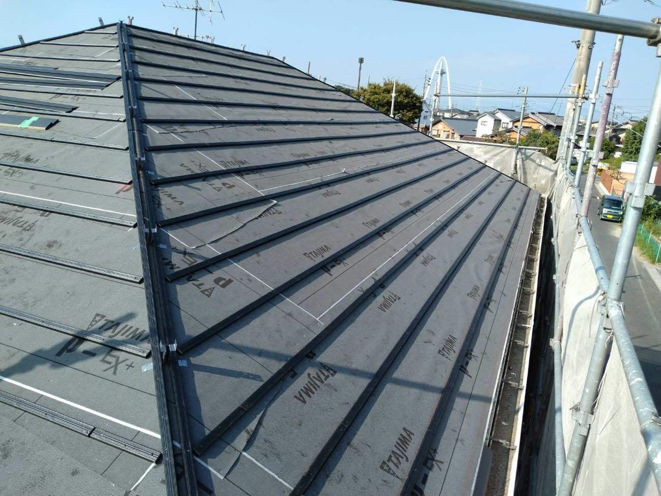 葺き替え工事　瓦桟取り付け