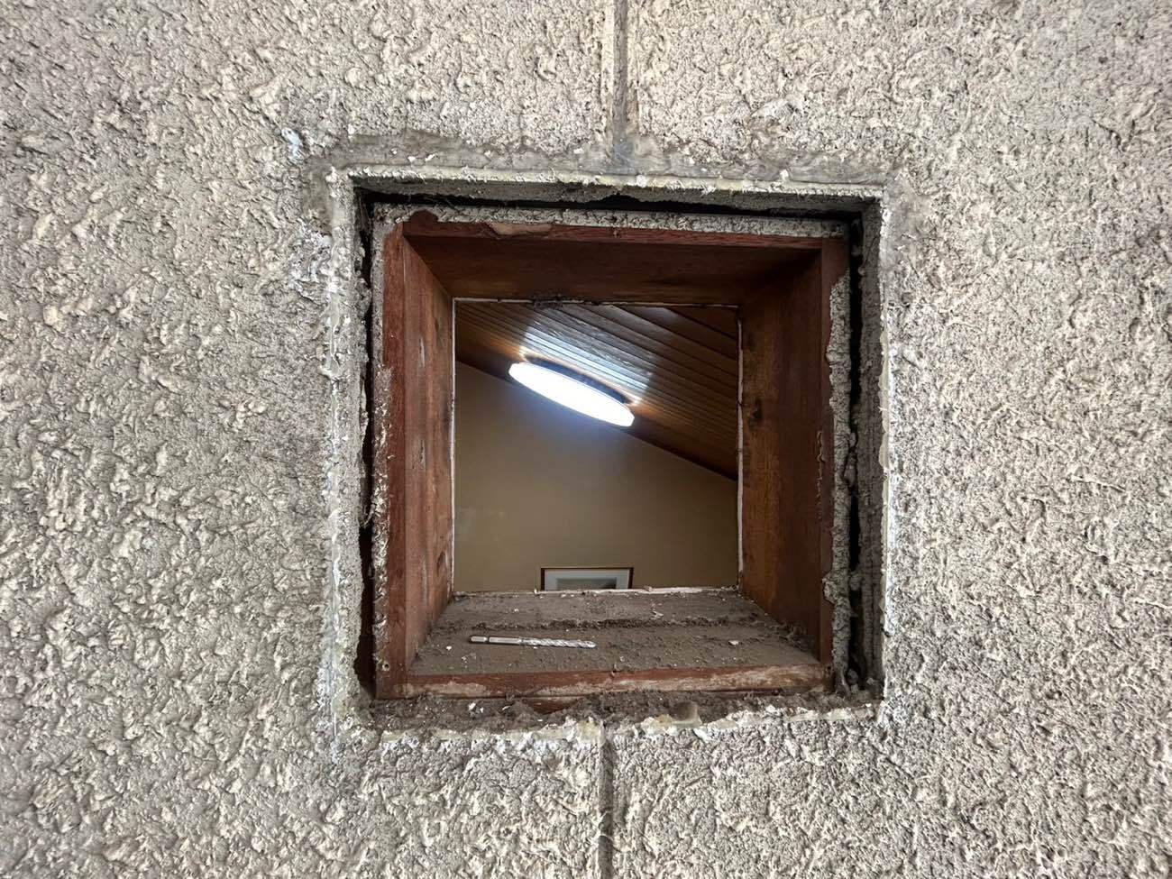 外部換気扇撤去工事