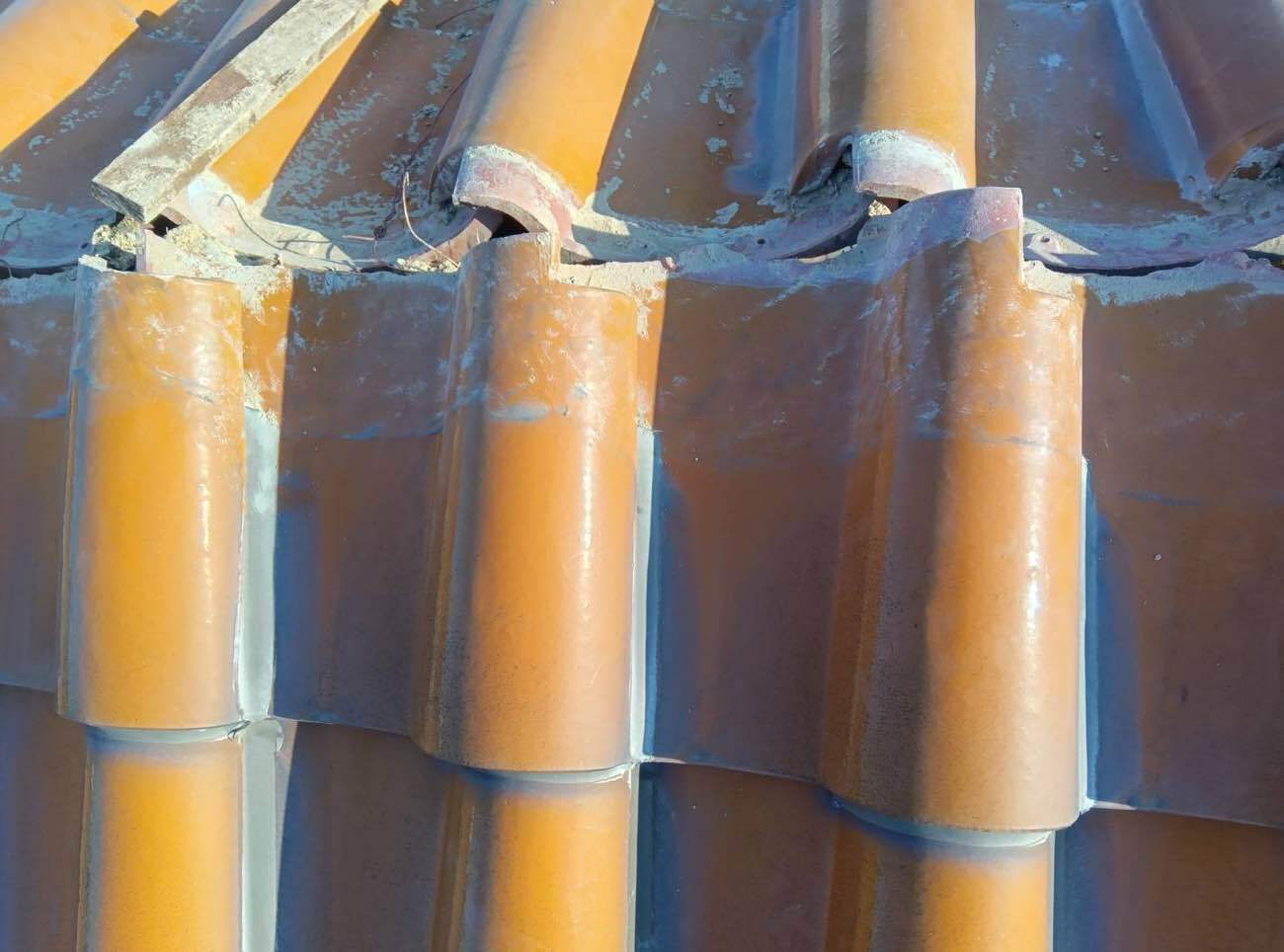 葺き土・漆喰の撤去