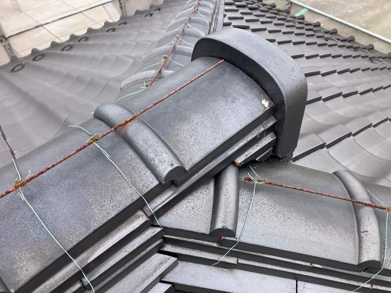 鬼瓦漆喰　施工前