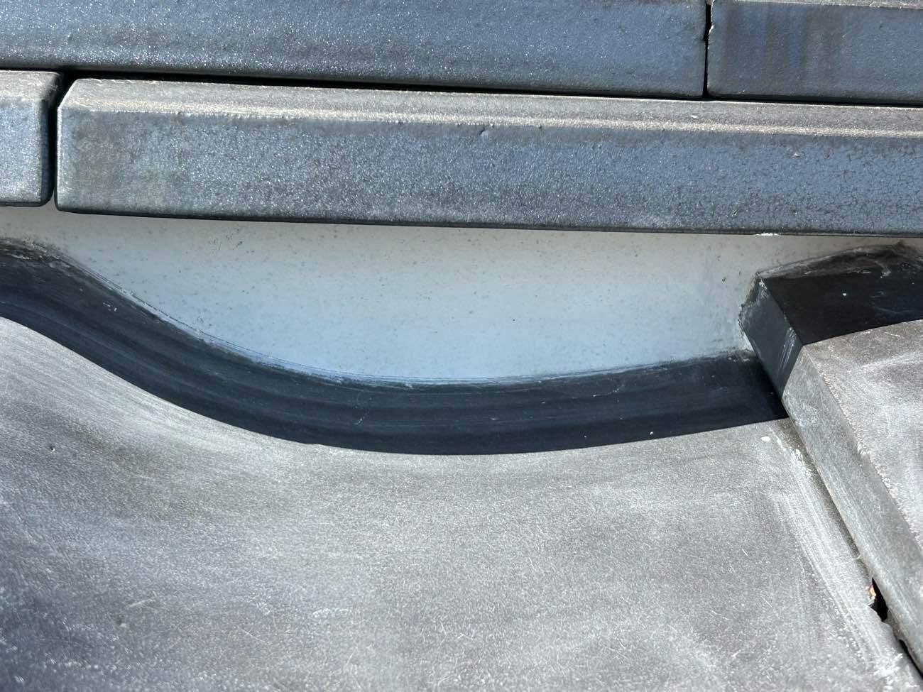 屋根漆喰工事　施工後の状態