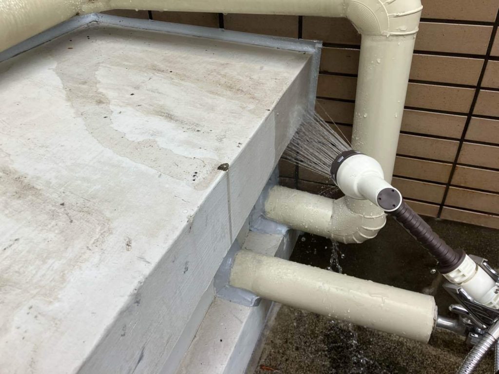 補修後の散水確認