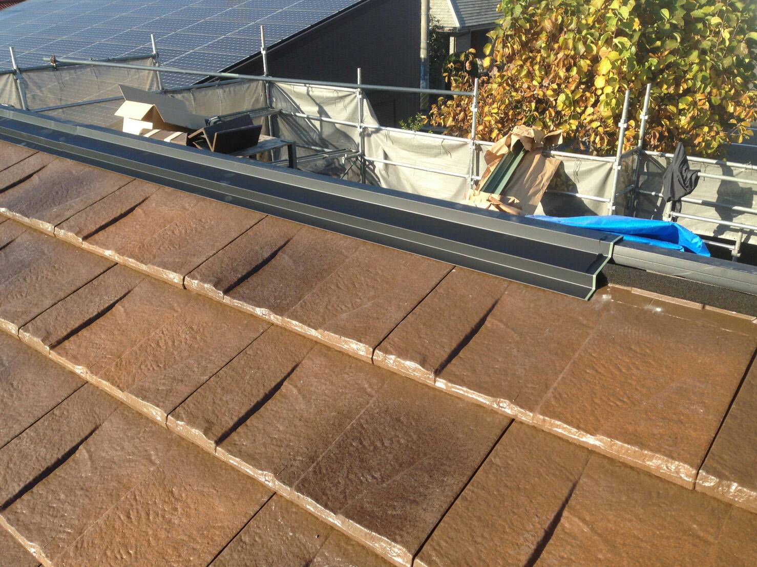 屋根葺き替え工事 屋根施工中