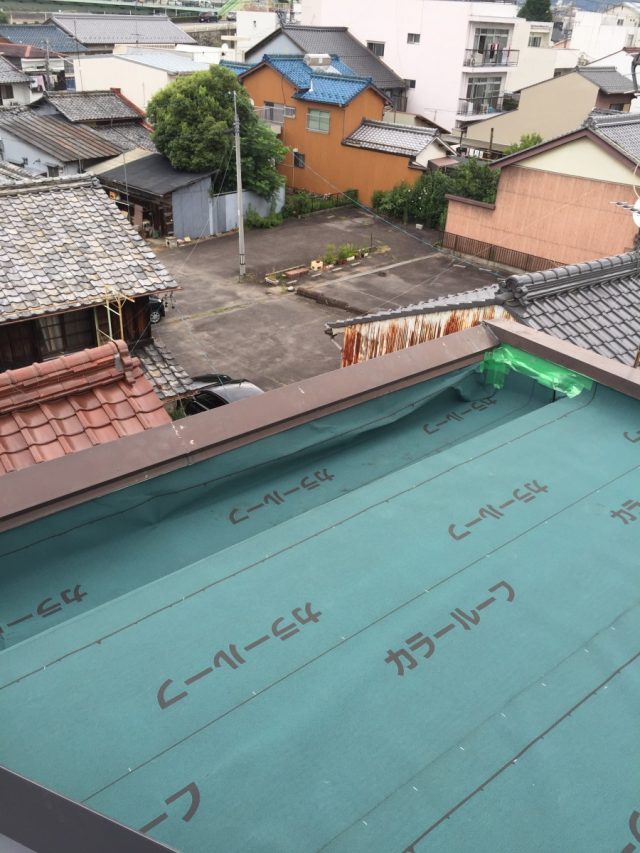 屋根下地ルーフィング貼り