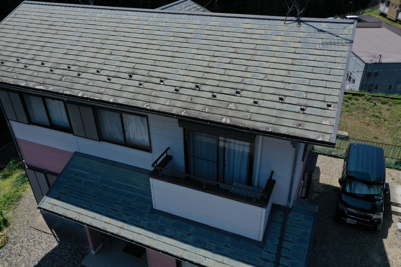 屋根カバー工法　施工前　スーパーガルテクト