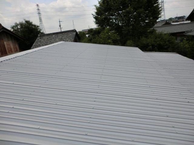 ガルバリウム鋼板カバー工法