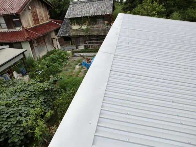 ガルバリウム鋼板カバー工法