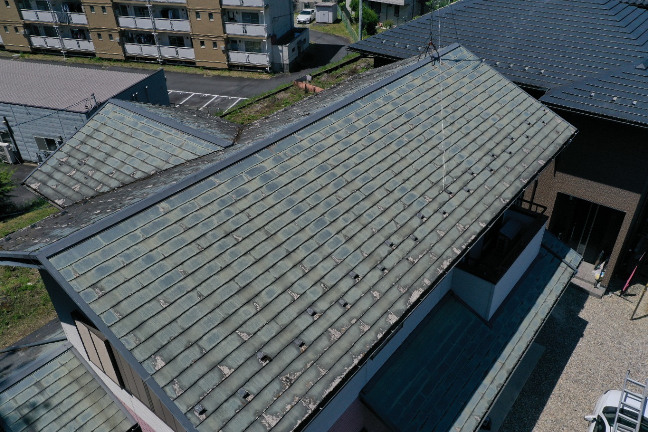 屋根カバー工法　施工前　スーパーガルテクト