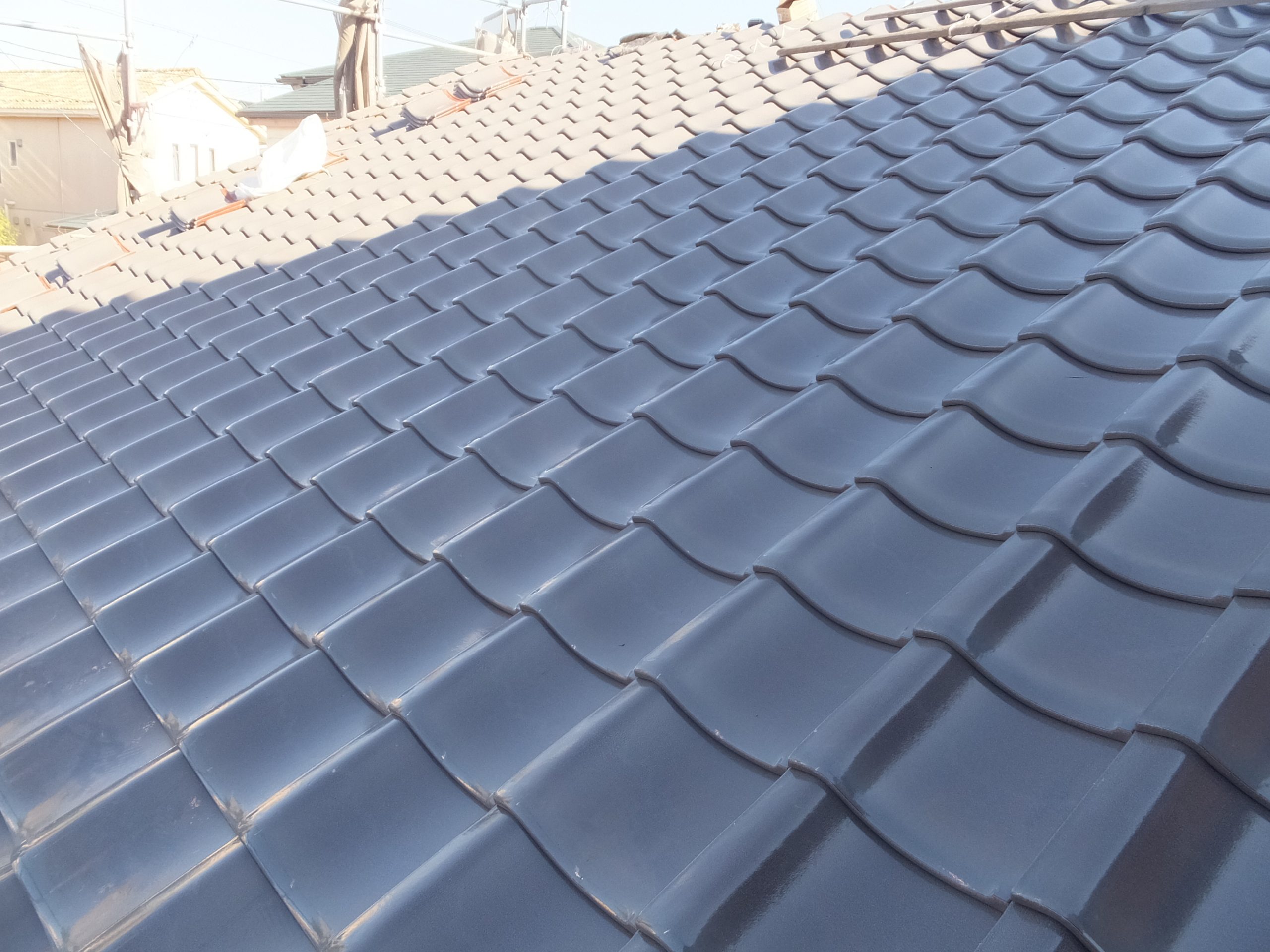屋根葺き替え工事　陶器瓦ハイシルバー