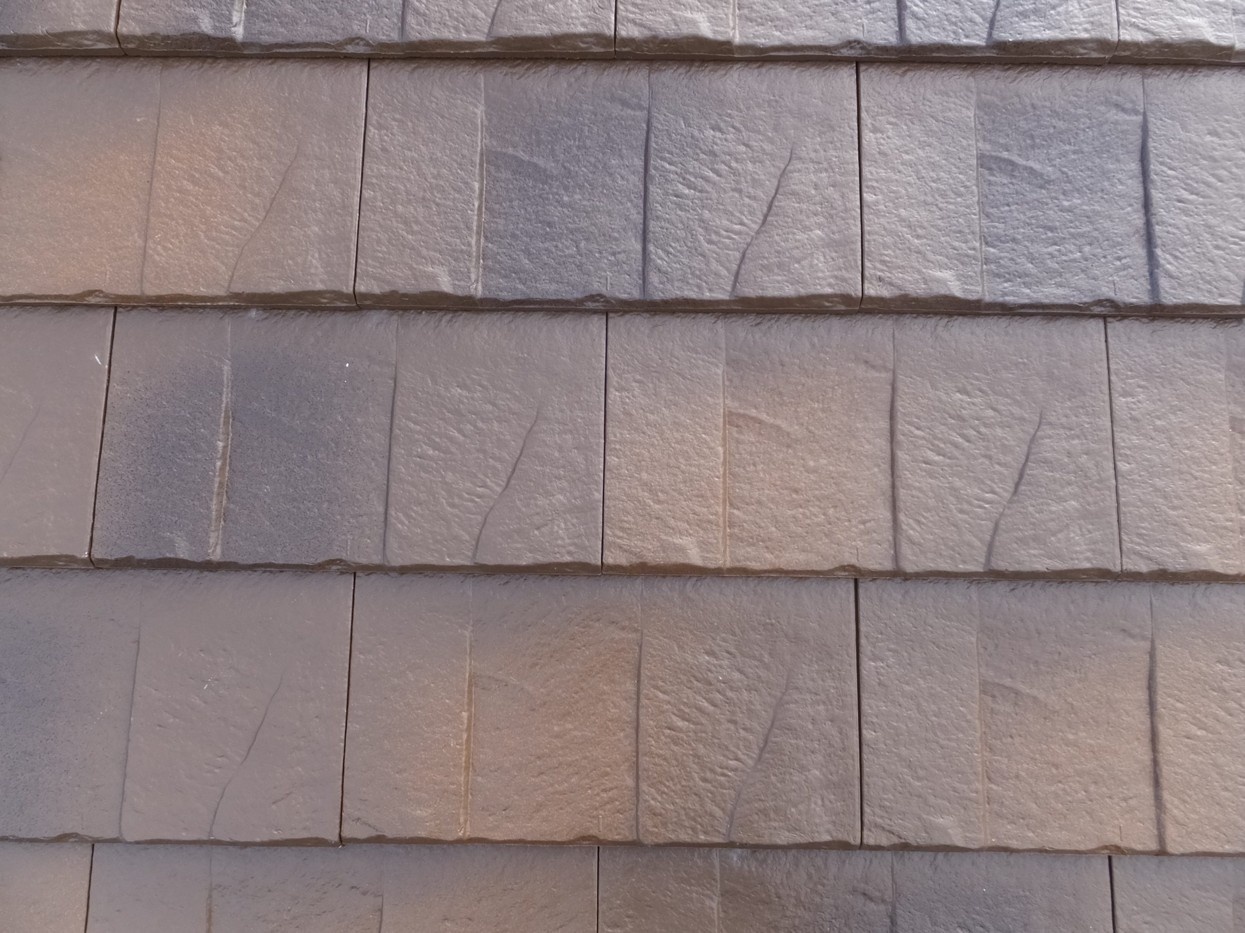 ルーガ鉄平　葺き替え工事後の写真