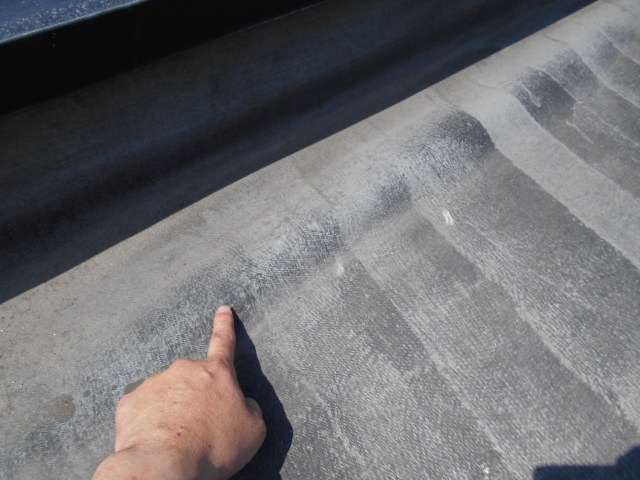 シート防水のふくれ