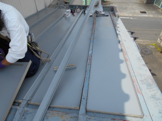 ガルバリウム鋼板