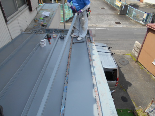 ガルバリウム鋼板