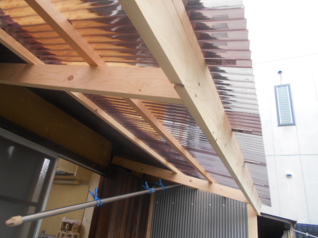 ポリカーボネイト