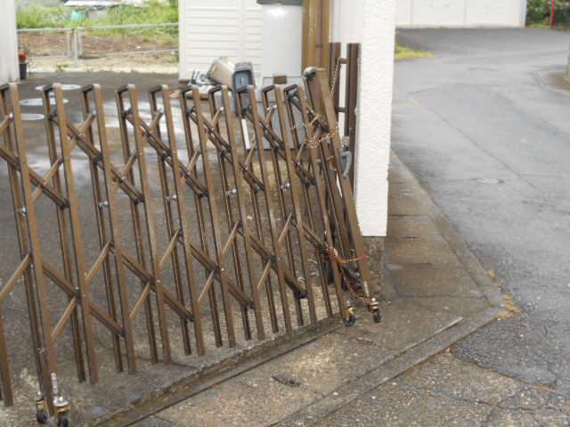 ポリカ飛散現場調査