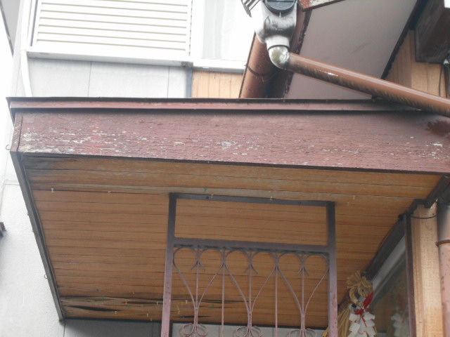 玄関屋根現場調査