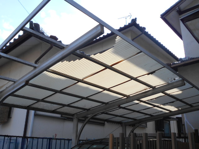 塩ビ波板の飛散・張替え