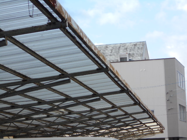 車庫の鉄骨無料調査