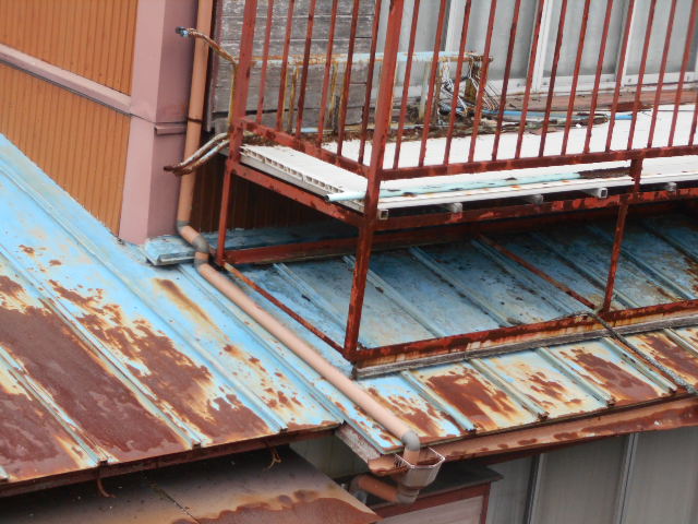 カラートタン瓦棒屋根調査