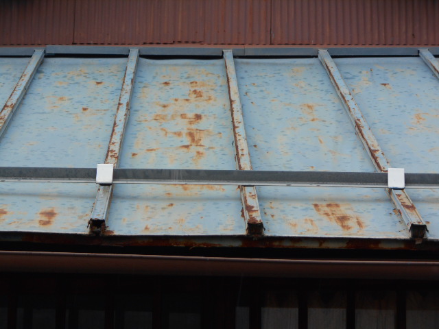 カラートタン瓦棒屋根調査