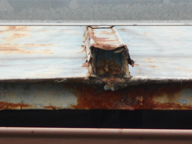 カラートタン瓦棒屋根調査