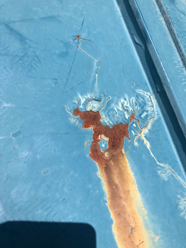 瓦棒の塗膜の剥離