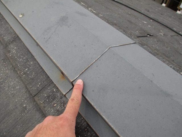 棟板金の錆びの状態