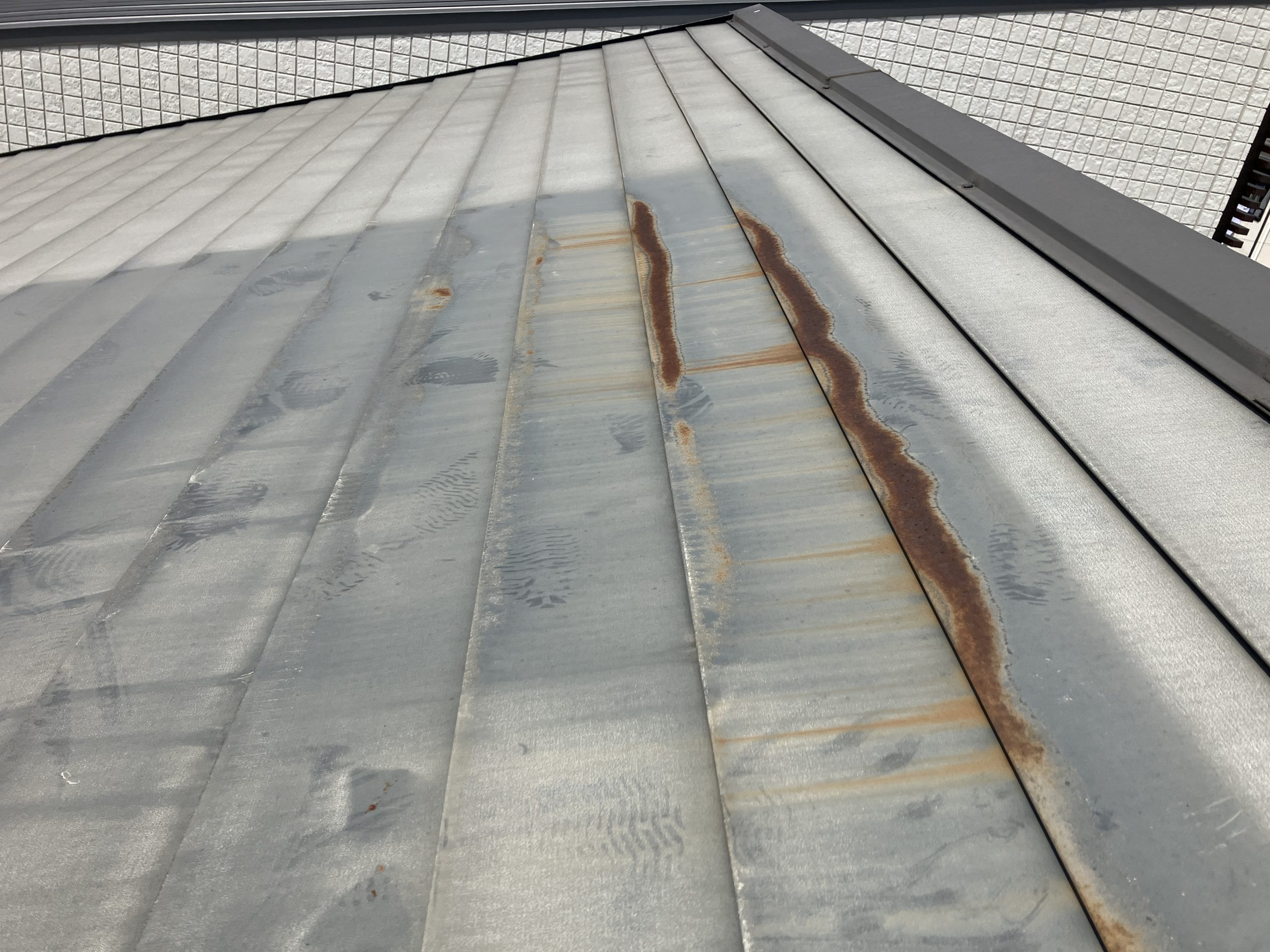 接合部周辺の深いサビ