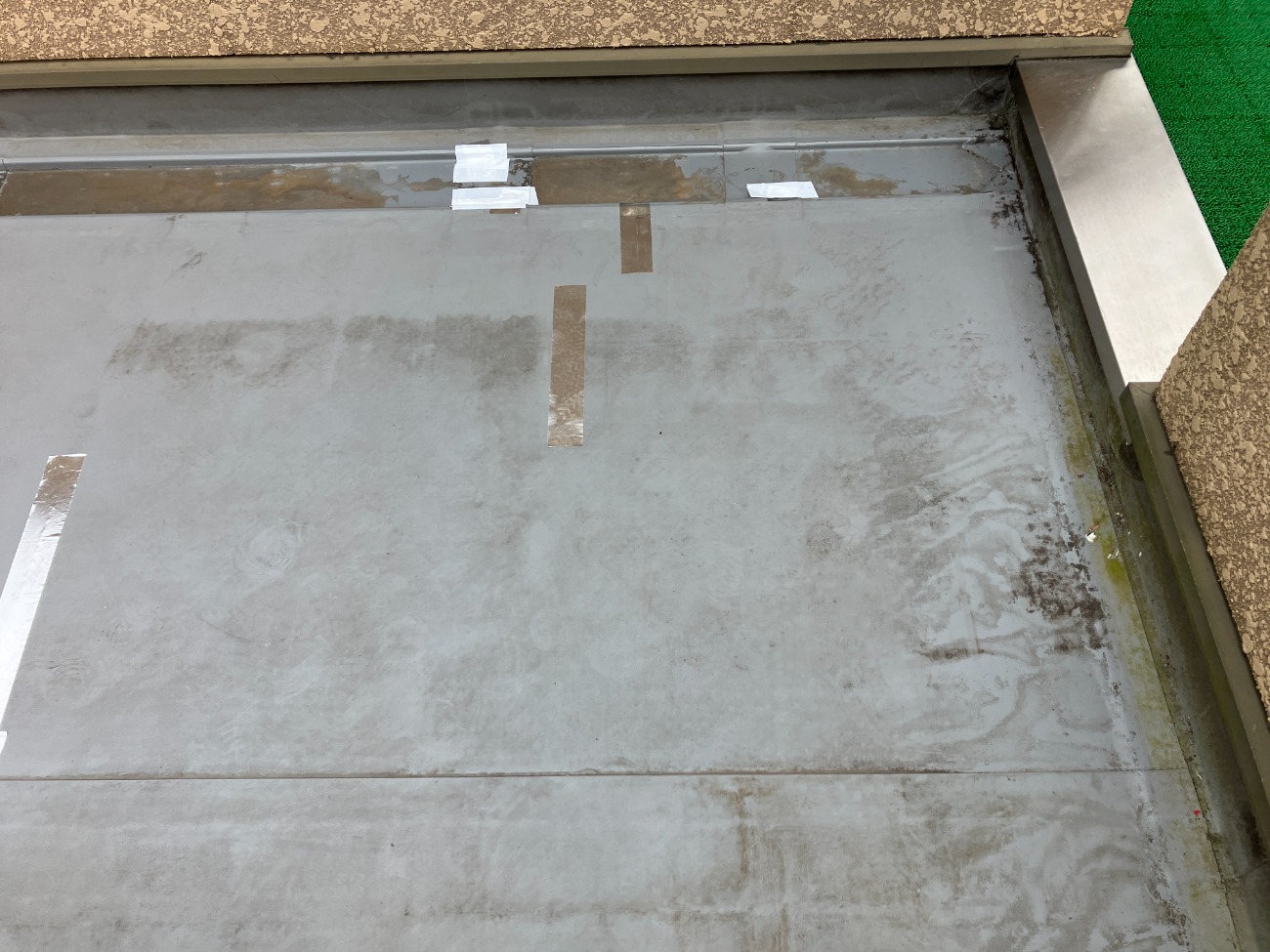 既設防水　雨漏り　劣化の状態