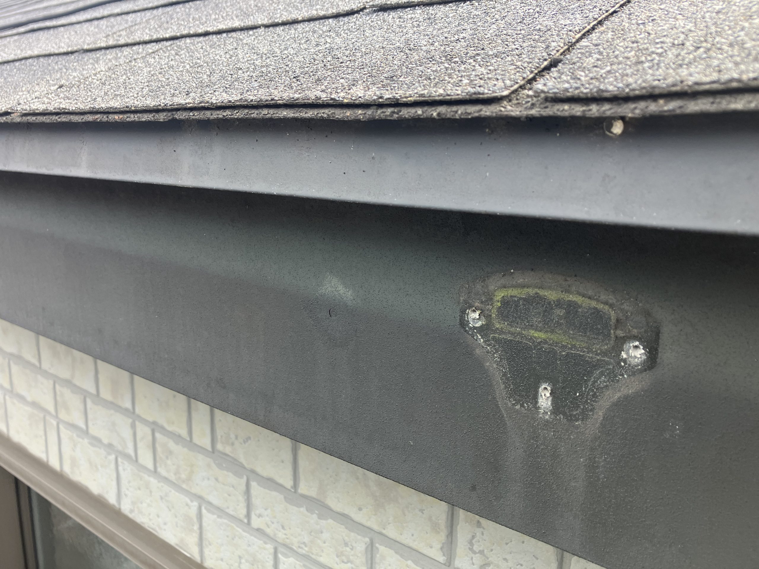 既設金具の撤去