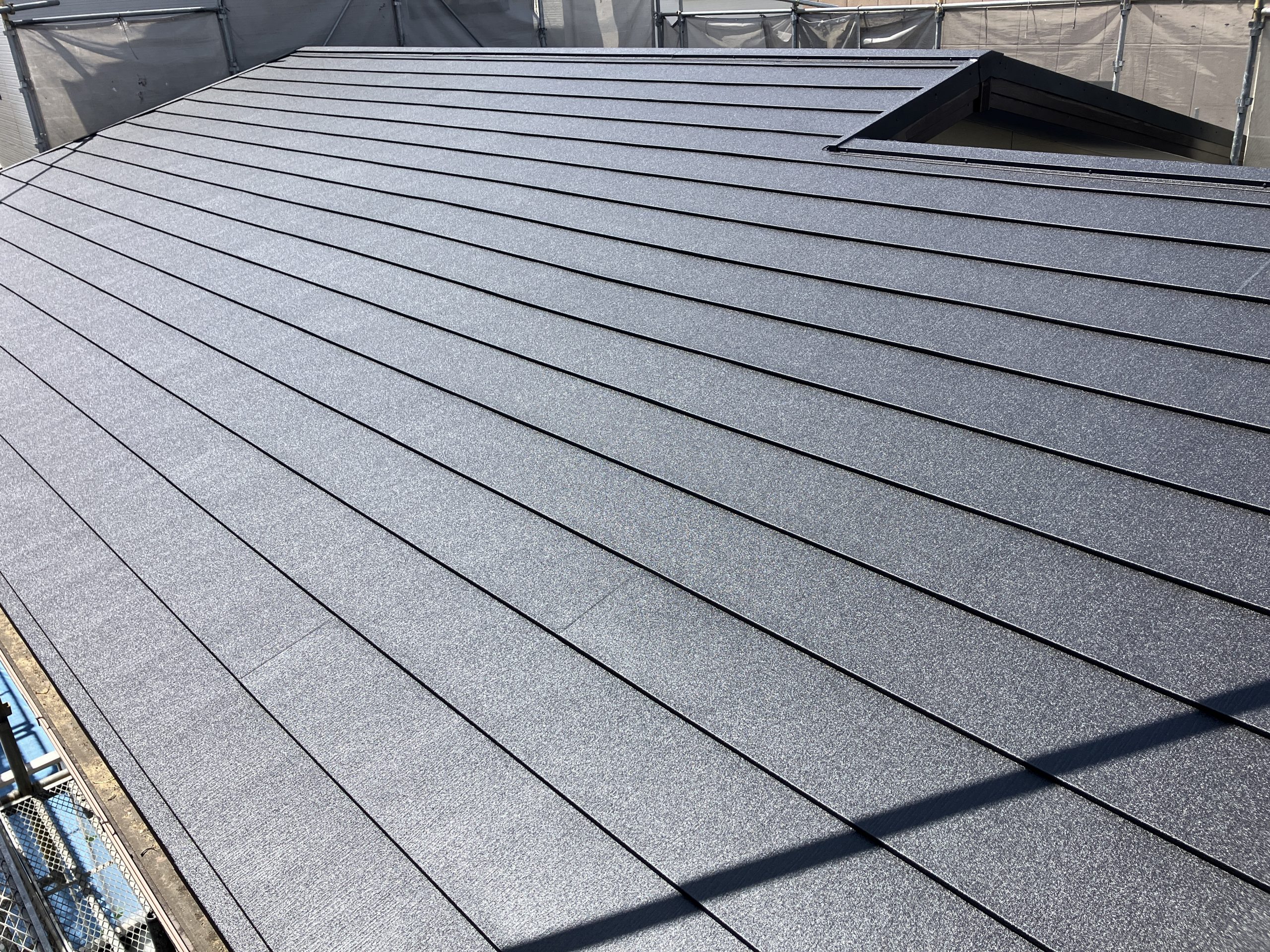 屋根葺き替え工事　スーパーガルテクト