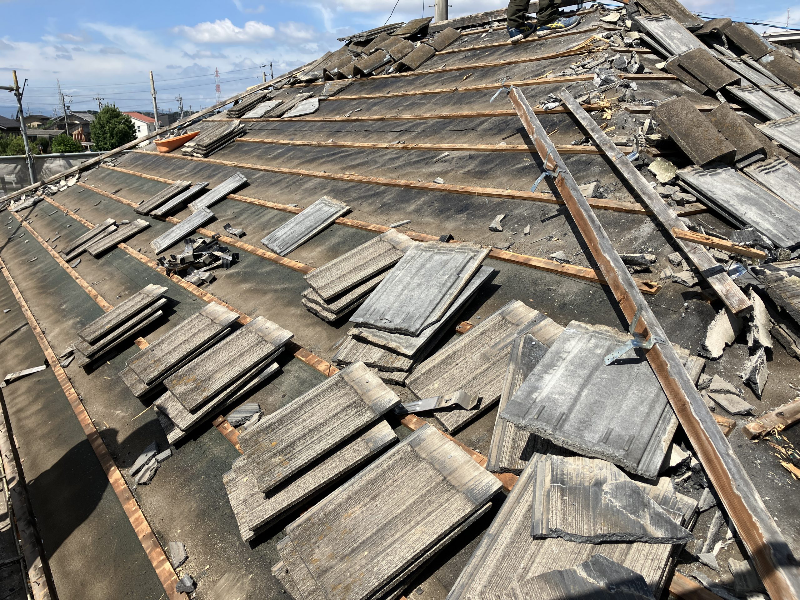葺き替え工事　屋根解体