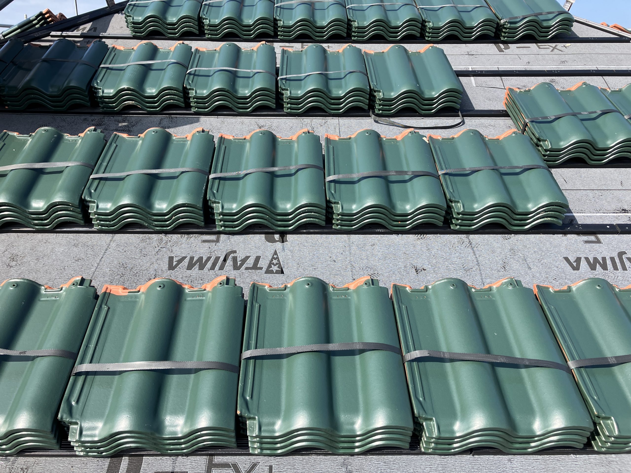 葺き替え工事　瓦上げ