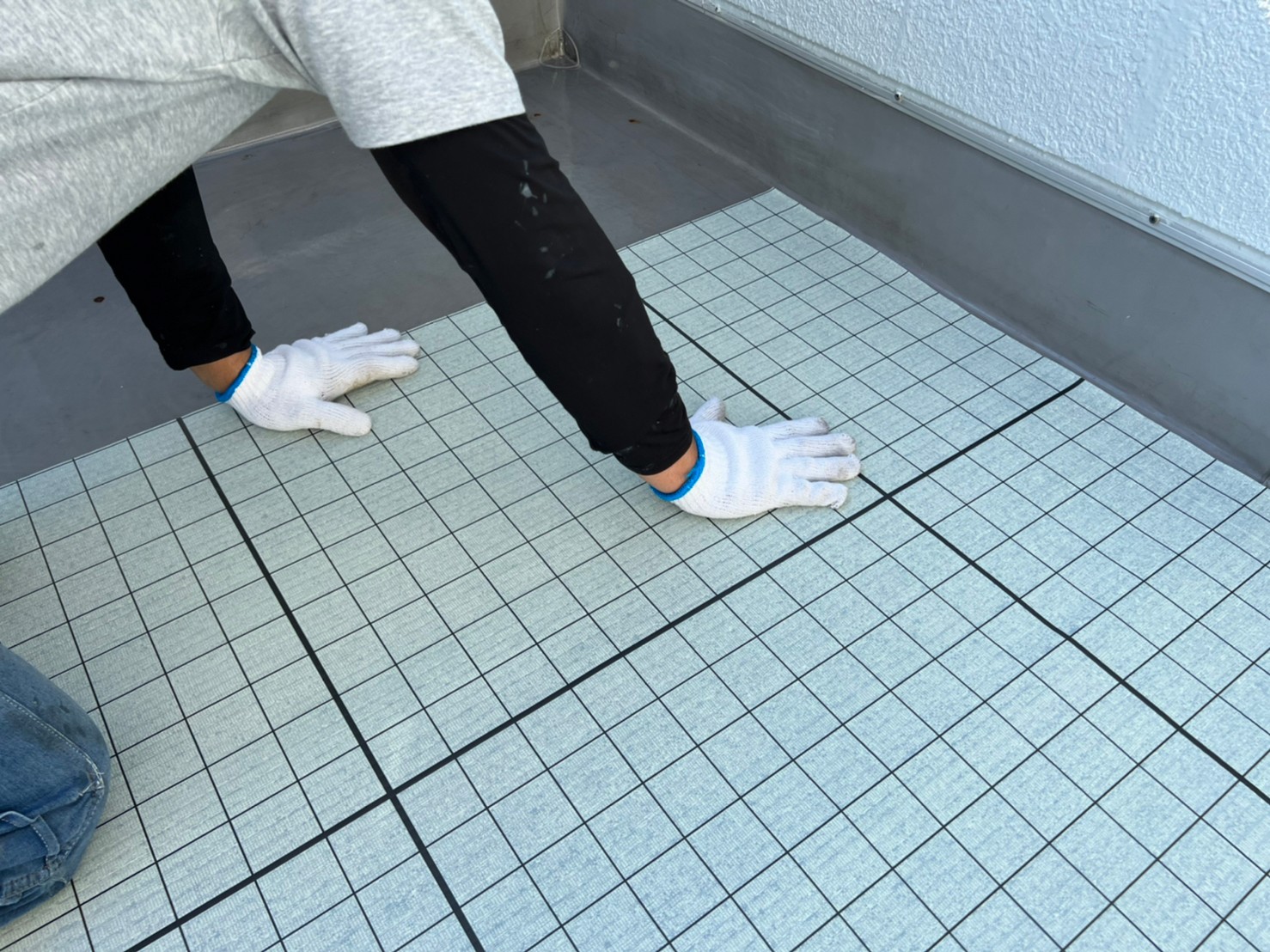 ウレタン防水　自着シート