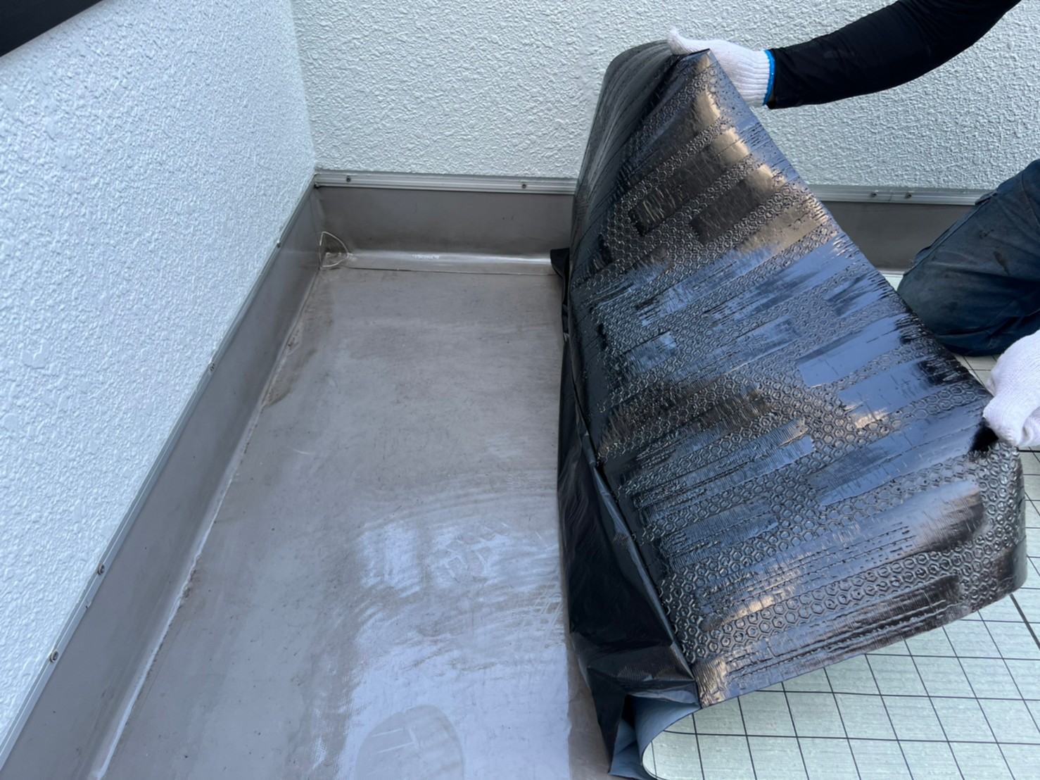 ウレタン防水 自着シート