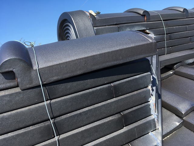 ズレが生じた棟瓦